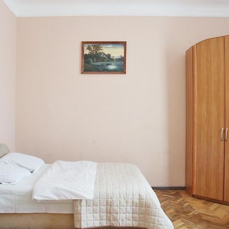 Квартира Подобово Біля Форуму Високий Замок Вулиця Хмельницького 61 Lviv Kültér fotó