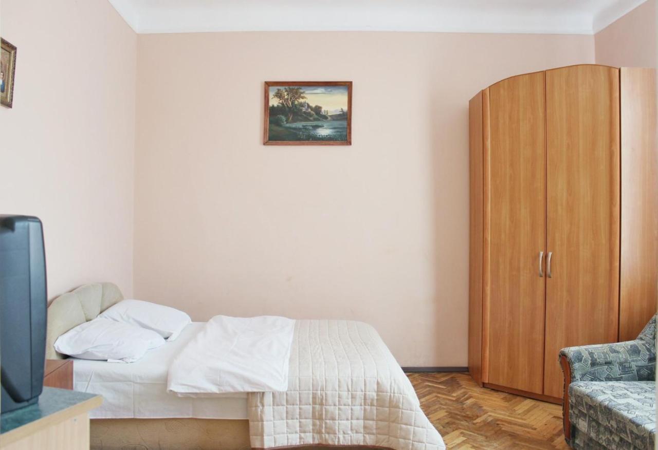 Квартира Подобово Біля Форуму Високий Замок Вулиця Хмельницького 61 Lviv Kültér fotó